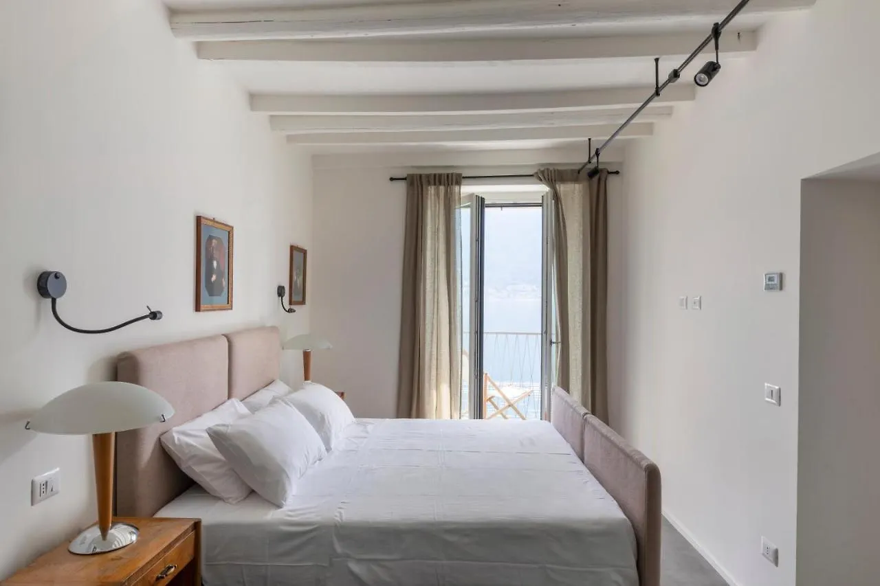 Apartment La Casa Del Pescatore - By Myhomeincomo Colonno